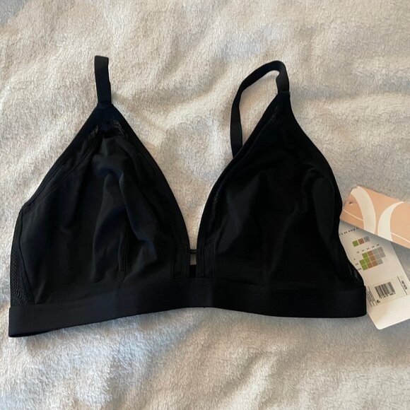 NWT Lively Bralette Black Size 2 Bra New With Tags Minimalist 34 36 D DD DDD - Picture 1 of 7